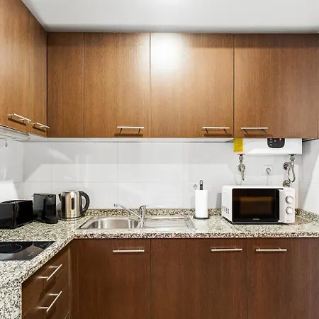 Guestready - Courtyard Porto