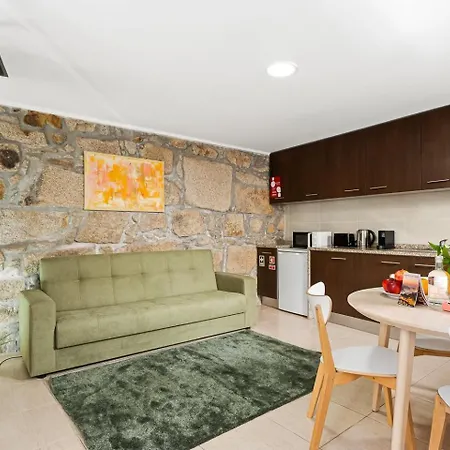 Guestready - Courtyard Appartement Porto
