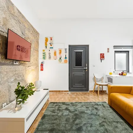 Guestready - Courtyard *