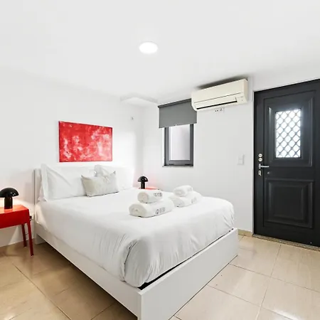 Guestready - Courtyard Porto