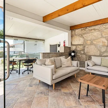 Guestready - Courtyard Porto